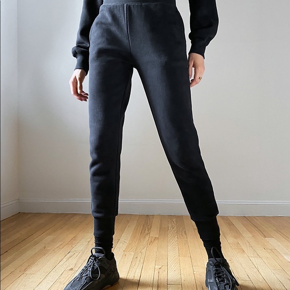 TNA Cozy Fleece Perfect Pocket Sweatpant - Picture 3 of 3